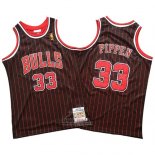 Maglia Chicago Bulls Scottie Pippen #33 Mitchell & Ness Nero